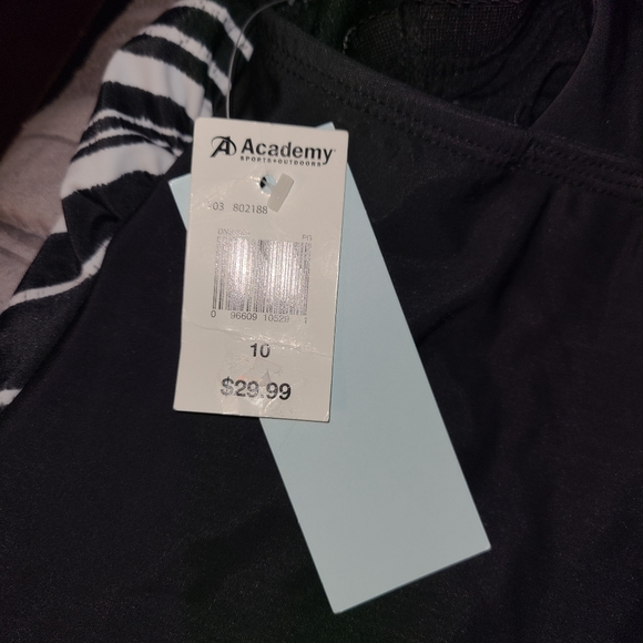 NWT!! Bathing Suit Top! BLACK & WHITE Halter Tankini NWT!! - Picture 6 of 8